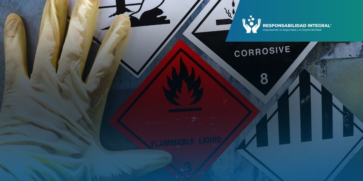 Señales de peligro de sustancias químicas con logo de Responsabilidad Integral Colombia